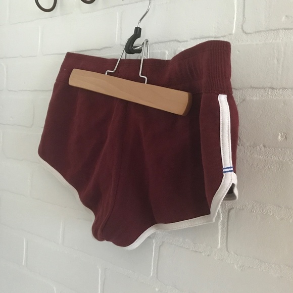 Hollister Women’s Shorts Retro Tennis prep Blokecore Varsity XS - Picture 5 of 6